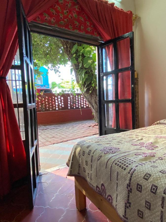 Delias Trailer Park Hotel Rincon de Guayabitos Luaran gambar